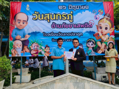 LINE_ALBUM_-2568_250701_183.jpg
