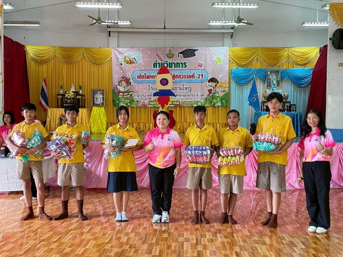 LINE_ALBUM_-68_250901_1.jpg