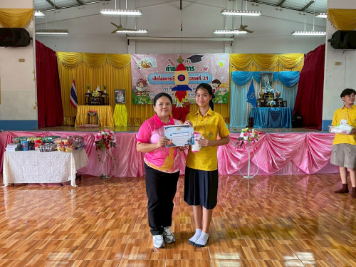 LINE_ALBUM_-68_250901_17.jpg