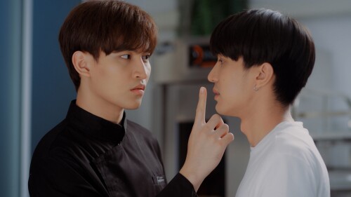 LINE_ALBUM_-EP3__1.jpeg