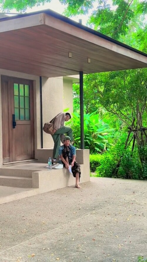 LINE ALBUM 1092024 240910 1