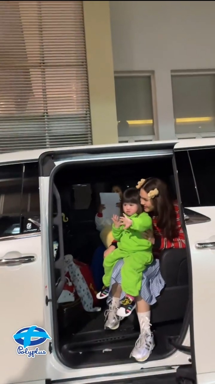 LINE ALBUM 21102024 241021 6