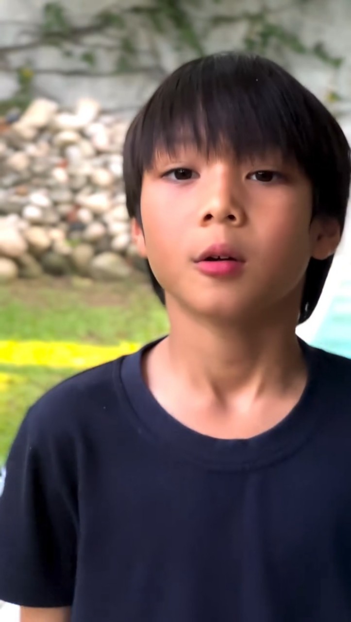 LINE ALBUM 812025 250108 1