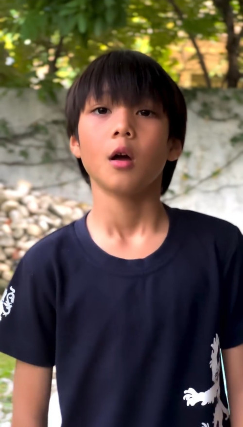 LINE ALBUM 812025 250108 3