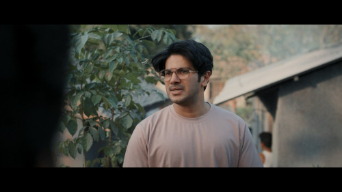 Lucky.Baskhar.2024.1080p.NF.WEB-DL.TELUGU-MULTI.DDP5.0.H264Argon-.mkv_snapshot_01.08.05.386.jpg
