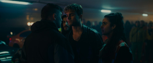 My.Fault.London.2025.2160p.HDR.AMZN.WEB-DL.DDP5.1.HEVC.H265Argon-.mkv_snapshot_00.40.44.603.jpg