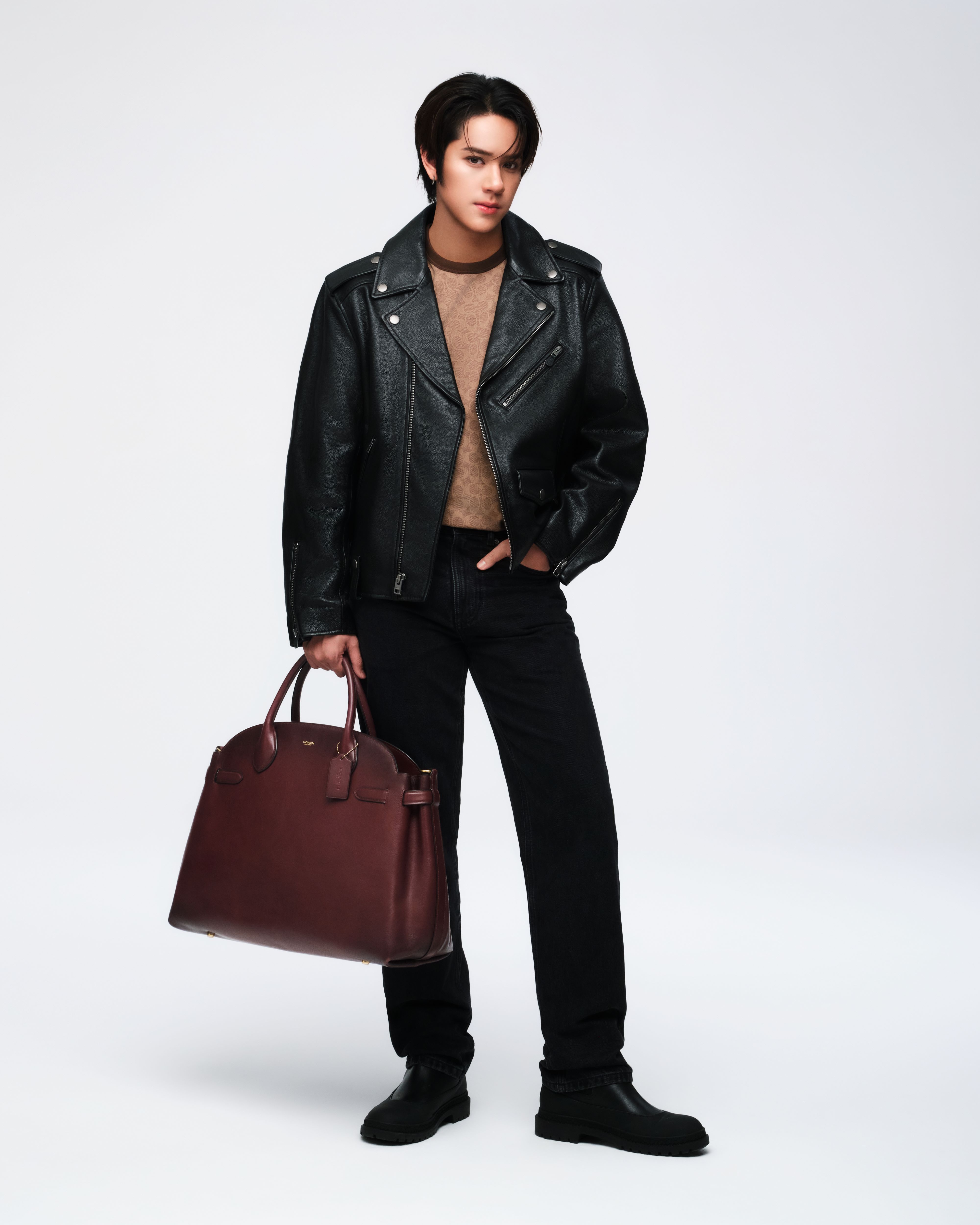 NANON FRIEND OF COACH SEA (2)