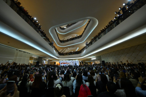 NCT-DREAM--4--Shopee-x-NCT-DREAM-_Go-Back-To-The-Future_-FANSIGN--FAN-EVENT-2.jpg