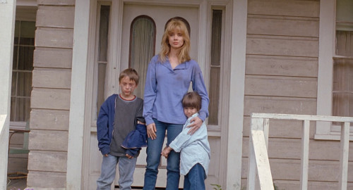 Nowhere.To.Run.1993.1080p.iT.WEB-DL.DDP2.0.H264Argon-.mkv_snapshot_01.29.51.254.jpg