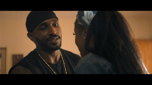 One.of.Them.Days.2025.1080p.NF.WEB-DL.DDP5.1.H264Argon-.mkv_snapshot_00.08.07.236.jpg