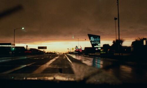 Paris-Texas-1984-RM4K-1080p-BluRay-x265.mkv_snapshot_00.22.27.303.jpeg