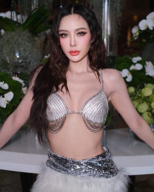 Photo-by-Malin-Sae-lim-on-March-06-2024.-May-be-an-image-of-1-person-hair-headdress-and-bra..md.jpeg