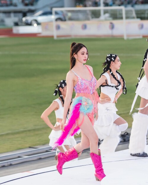 Photo shared by t ae wt ae w on March 24, 2024 tagging @fram marf, @prapakas, @hairfilmm, and @chjma