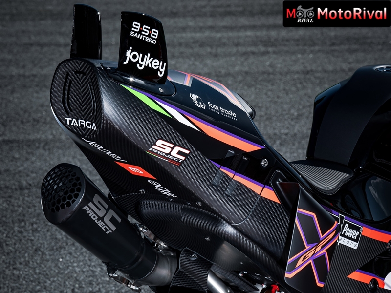 RSV4 X GP D 1920x1440 Wall New 02