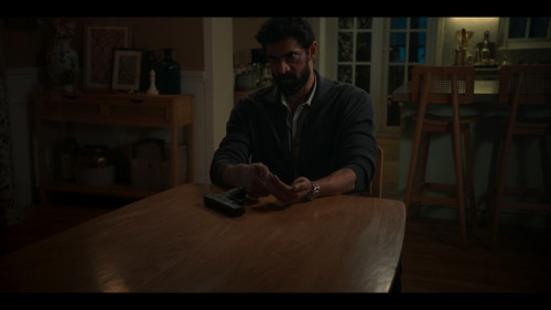 Rana.Naidu.S02E01.1080p.NF.WEB-DL.HINDI-MULTI.DDP5.1.H264.mkv_snapshot_46.52.910.jpg