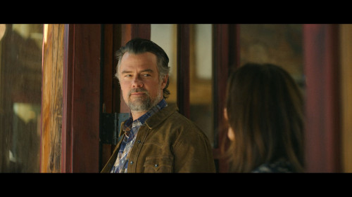 Ransom.Canyon.S01E01.1080p.NF.WEB-DL.DDP5.1.H264.mkv_snapshot_03.30.760.jpg