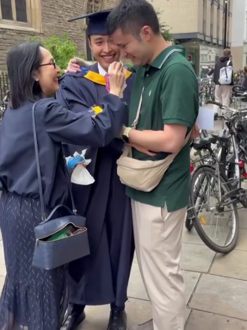 SaveClip App AQNuEX UrRrZRcLOMOpRXjdqHAmXex0ScnXlDPskuZDvUv CN7yn7UtChEBi D9U y8nCkvAURkvRQLN8Ejn9Hy