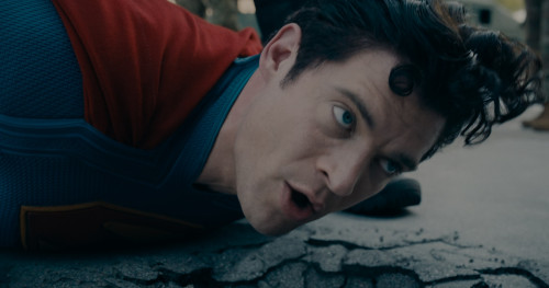 Superman.2025.2160p.DV.HDR.iT.WEB-DL.DDP5.1.H265Argon.mkv_snapshot_00.50.29.828.jpg