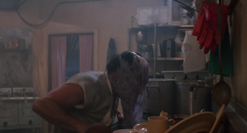 The.Blob.1988.1080p.iT.WEB-DL.DDP5.1.H264Argon-.mkv_snapshot_00.43.19.036.jpg