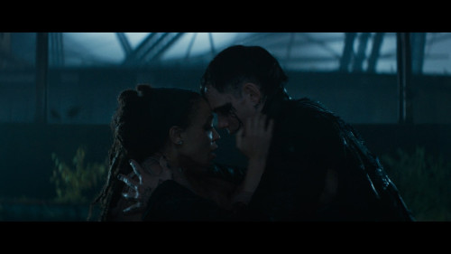 The.Crow.2024.1080p.NF.WEB-DL.DDP5.1.H264Argon-.mkv_snapshot_01.39.10.933.jpg