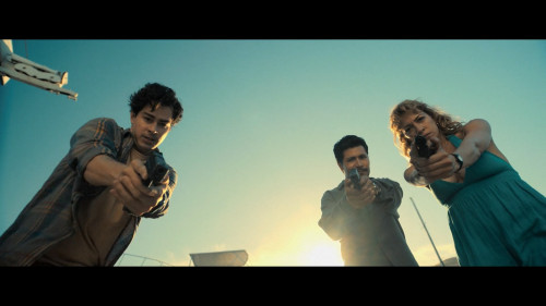 The.Gringo.Hunters.S01E01.1080p.NF.WEB-DL.DDP5.1.H264.mkv_snapshot_04.30.833.jpg