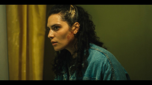 Under.a.Dark.Sun.S01E01.1080p.NF.WEB-DL.DDP5.1.H264.mkv_snapshot_14.49.066.jpg