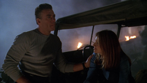 Universal.Soldier.The.Return.1999.1080p.AMZN.WEB-DL.DDP5.1.HEVC.H265Argon-.mkv_snapshot_00.40.47_2025-03-16_20.48.46.jpg