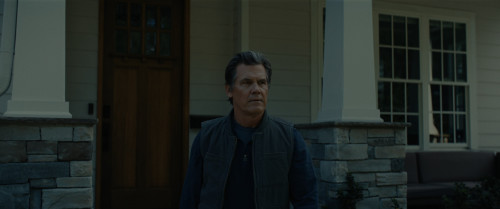 Weapons.2025.2160p.DV.HDR.iT.WEB-DL.DDP5.1.H265Argon.mkv_snapshot_00.32.24.269.jpg