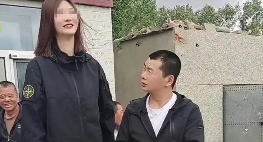 Xiao Mai tall girl