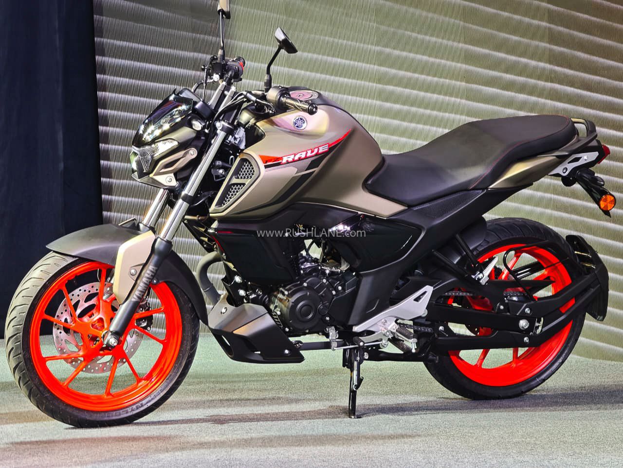 Yamaha FZ RAVE Launch Price 15
