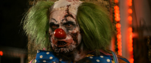 Zombieland.2009.1080p.AMZN.WEB-DL.DDP5.1.H264Argon-.mkv_snapshot_01.17.45.617.jpg