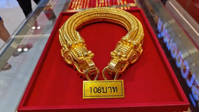 ฮอฮาสรอยคอทองคำยกษหนก 108 บาท2 696x392