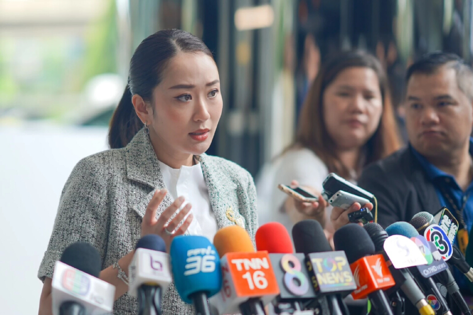 f18jNDQI1nyg7kdpenWK