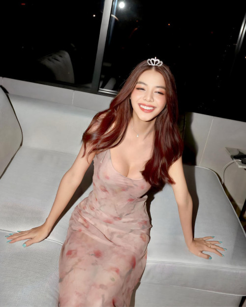 feemsawi 1727748077786