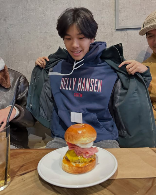 gal 9669878 20241216054602 2ceee05