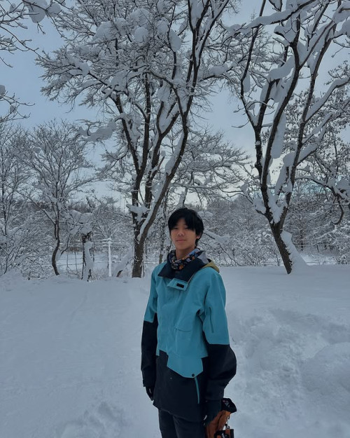 gal 9669878 20241216054603 5bc4a3e