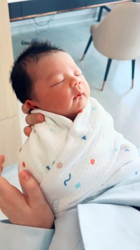 gal 9708134 20250127105046 9152df7