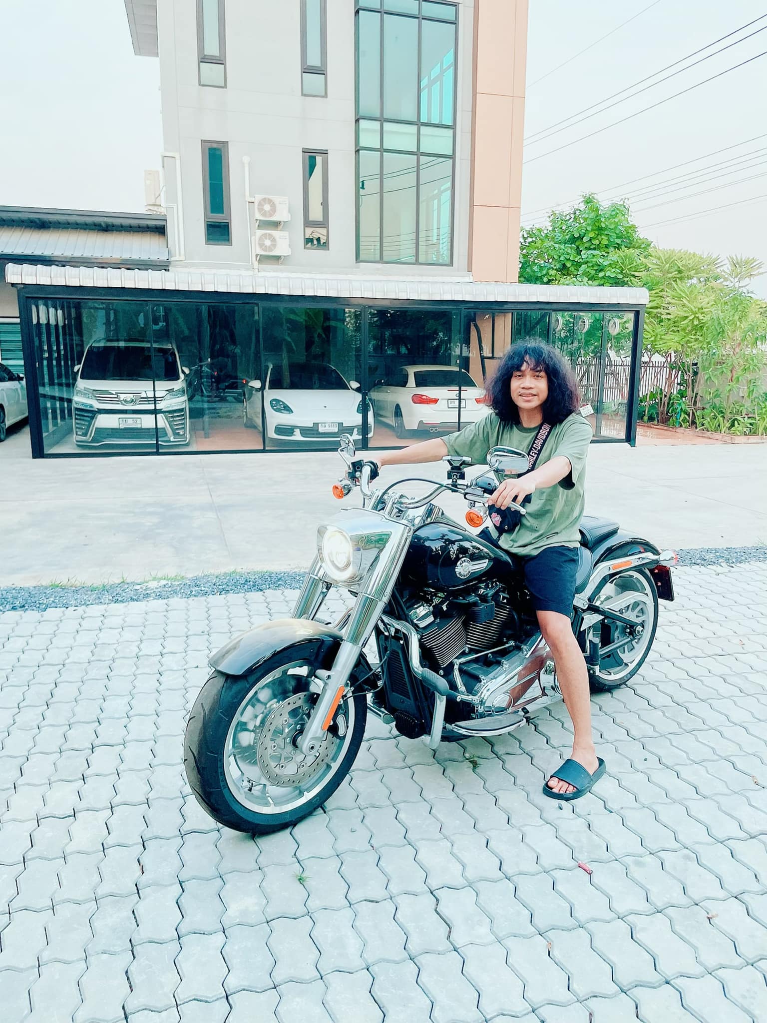 gal 9764550 20250313052405 b4b43de