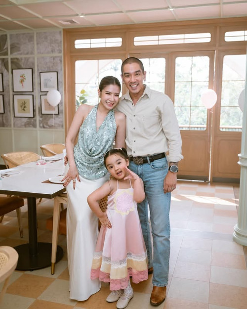 gal 9769738 20250325084044 eb61b54