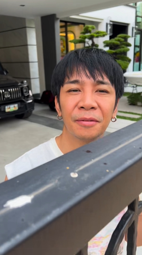 gal 9784714 20250503094927 4ea603c