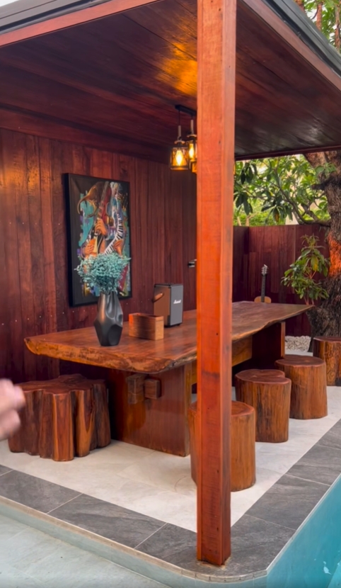 gal 9784714 20250503094930 5315843