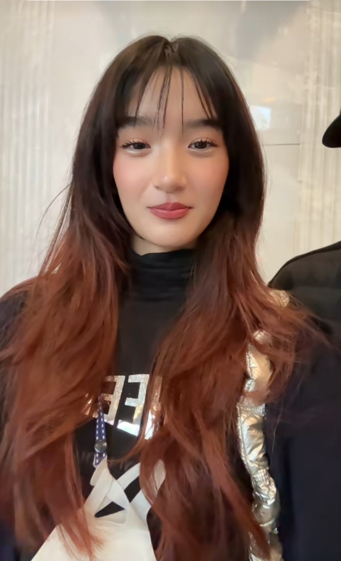 gal 9786274 20250508022408 0d05989