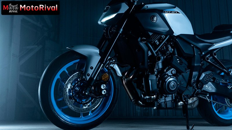 honda cb650r vs yamaha mt 07 003