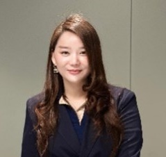 นางสาวลภัสธรณ์ นาถวารี