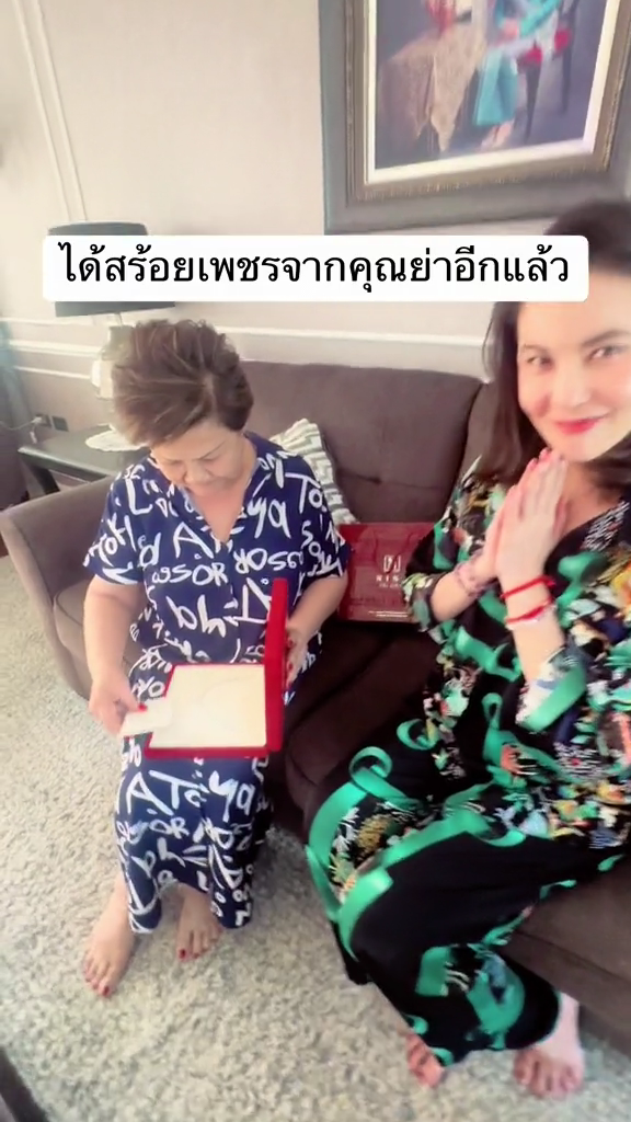 snaptik 7345359229374582018 mp4 000003733