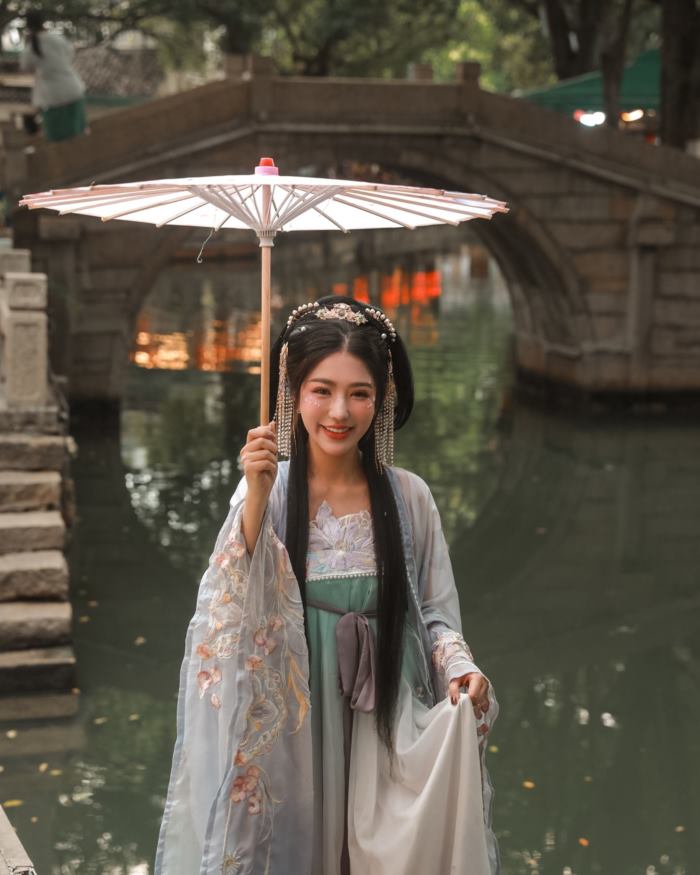 ticha.louktarn 3446097571226686983's2024 10 10 21.27.763 story