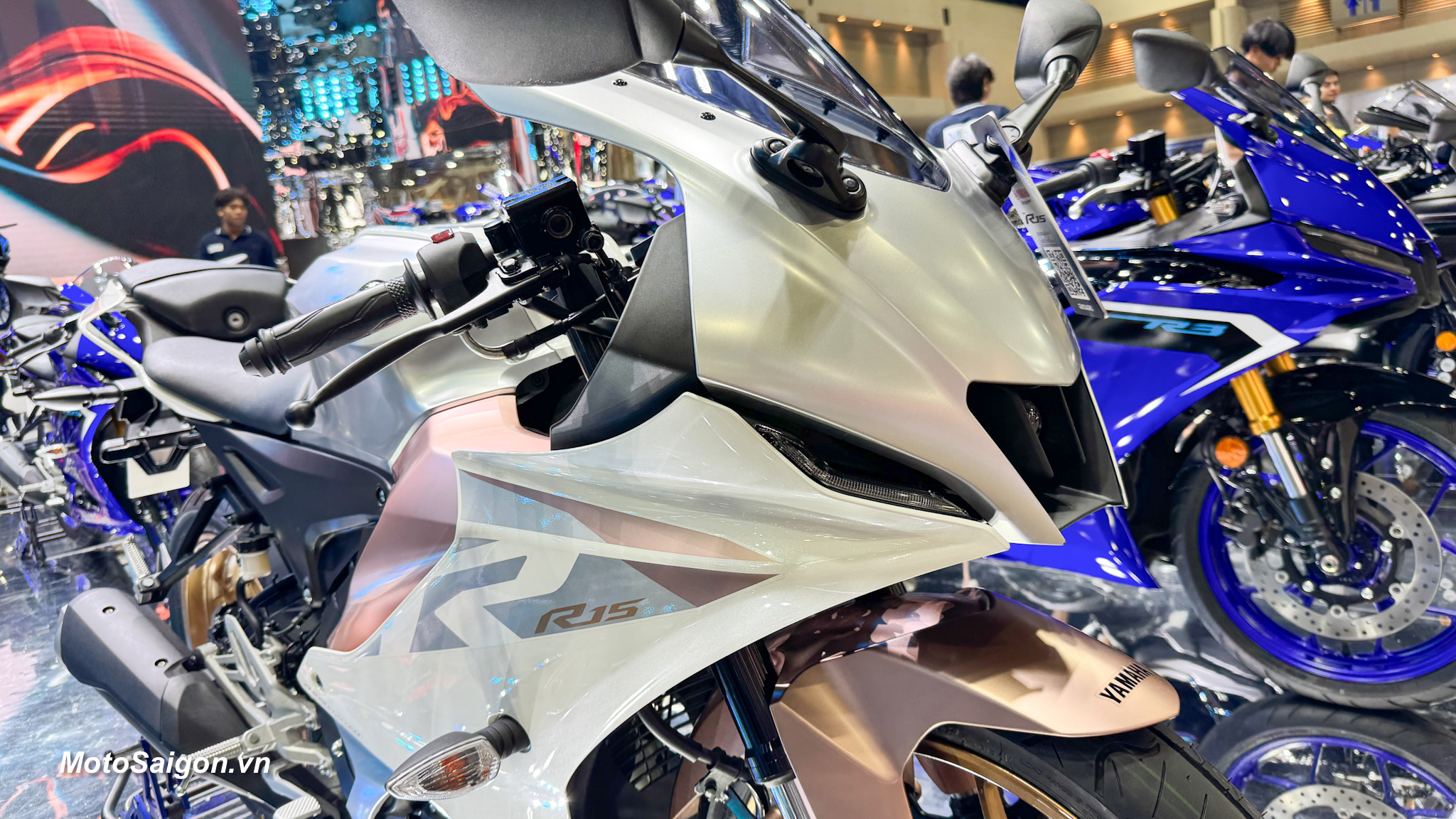 yamaha r15 v4 2025 gold rose danh gia xe motosaigon 08