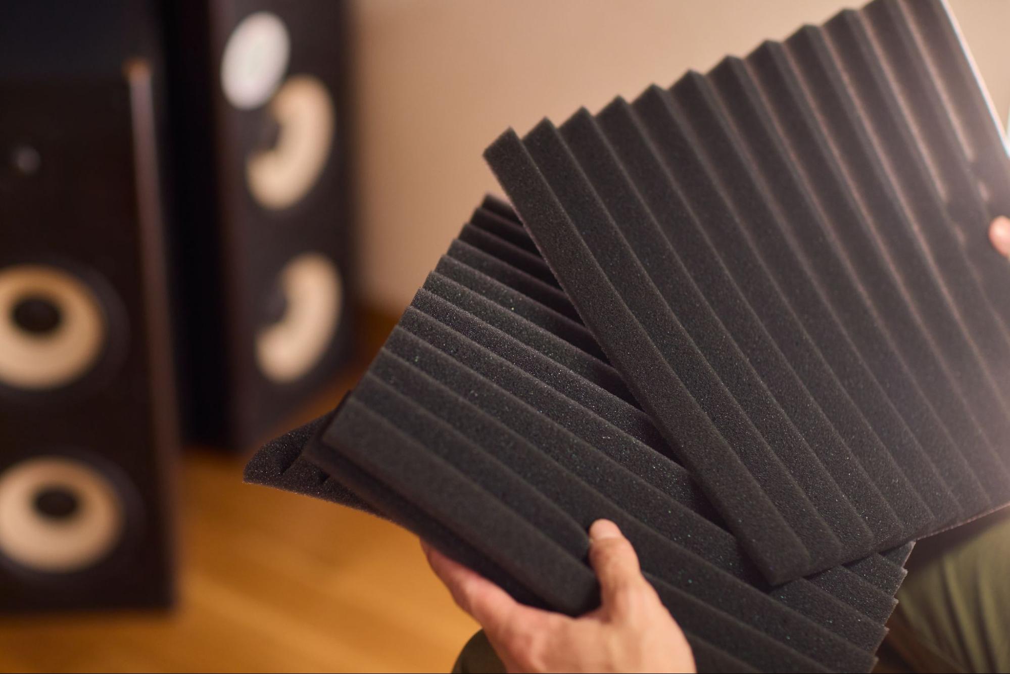 ผนังกันเสียง