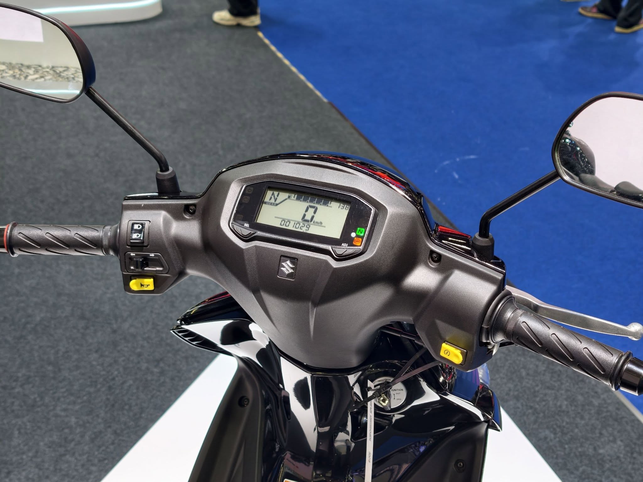 suzuki smash digital